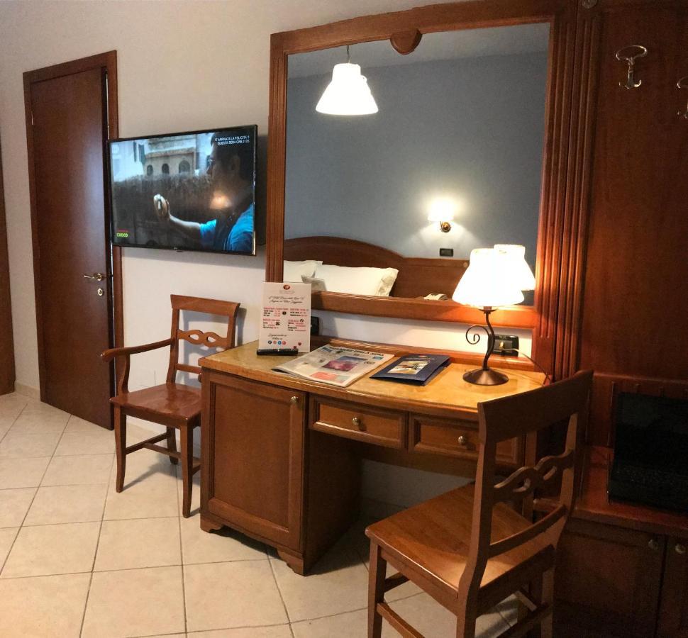 Hotel Parco Delle Rose San Giovanni Rotondo Ngoại thất bức ảnh