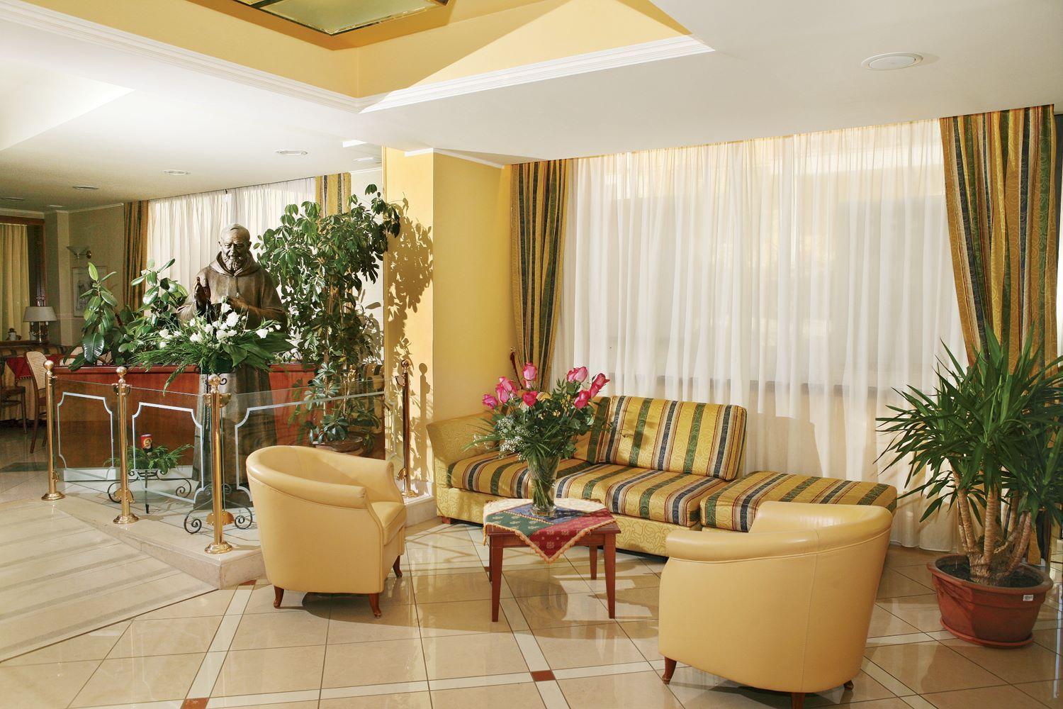 Hotel Parco Delle Rose San Giovanni Rotondo Ngoại thất bức ảnh