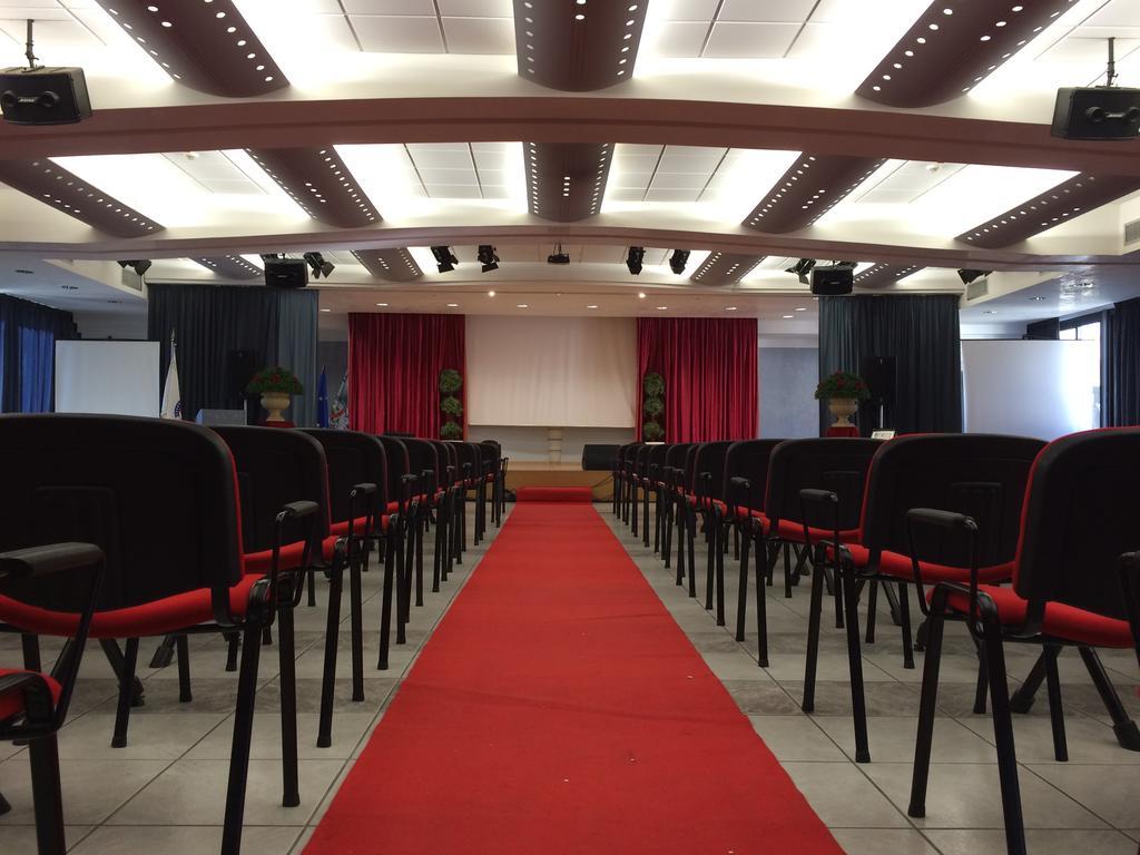 Hotel Parco Delle Rose San Giovanni Rotondo Ngoại thất bức ảnh