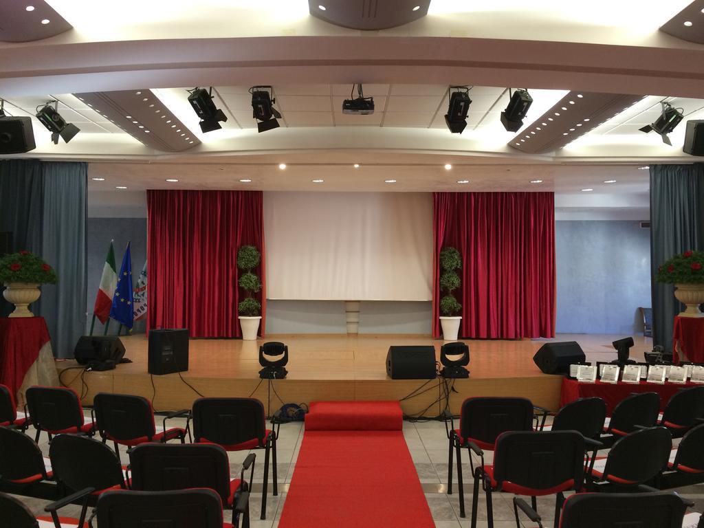 Hotel Parco Delle Rose San Giovanni Rotondo Ngoại thất bức ảnh